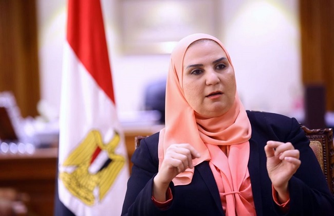 وزيرة التضامن: زيادة الرائدات المجتمعيات لـ20 ألفا